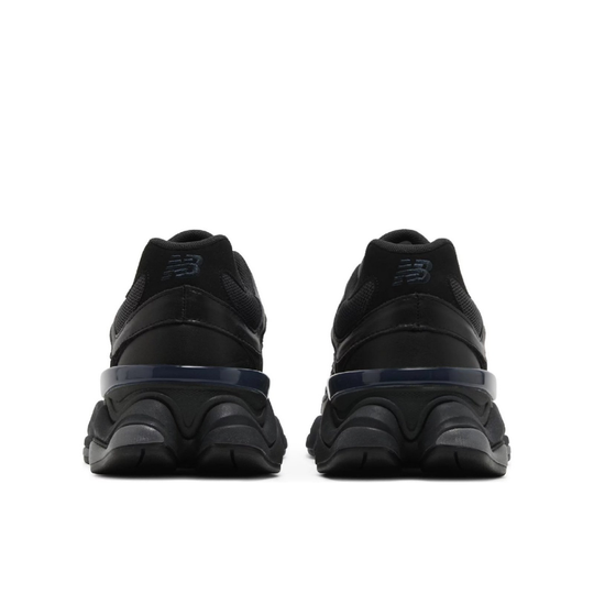 9060 Triple Black Leather "U9060NRI"