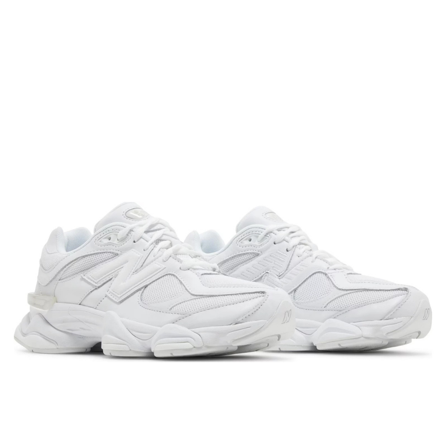 9060 Triple White "U9060NRJ"