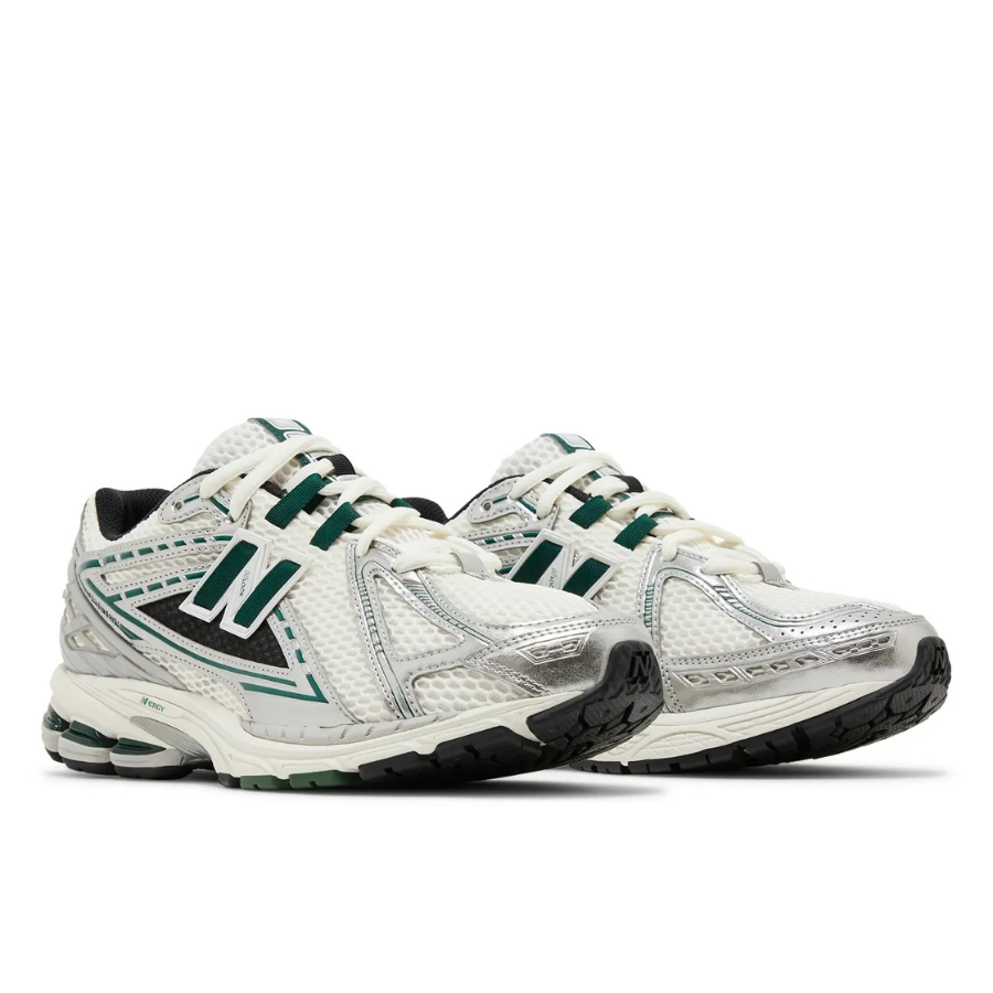 1906 Silver Metallic Nightwatch Green "M1906REU"