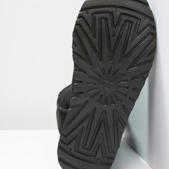 Classic Bailey Bow II Boot | Black